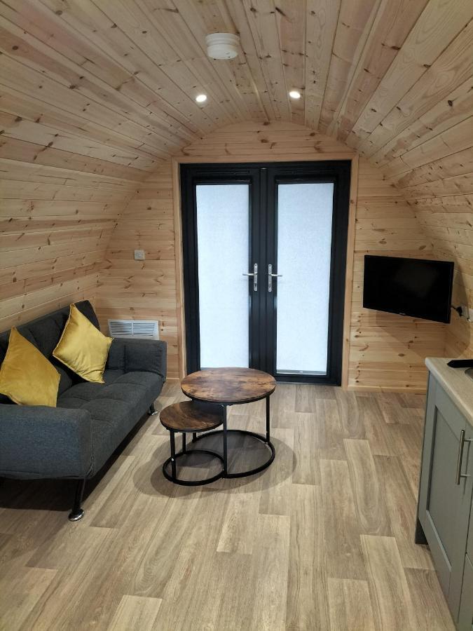 Gateway Glamping Otel Farranfore Dış mekan fotoğraf