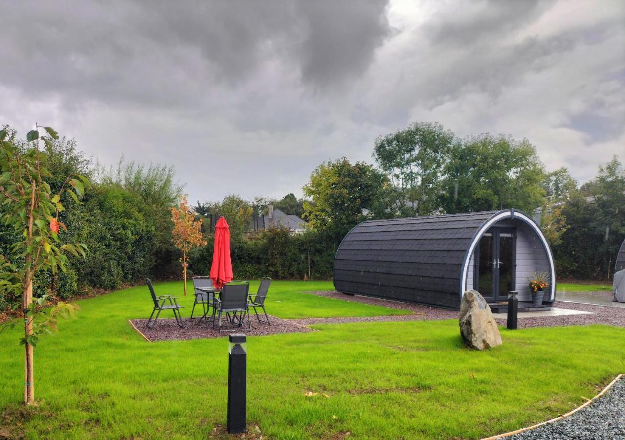 Gateway Glamping Otel Farranfore Dış mekan fotoğraf