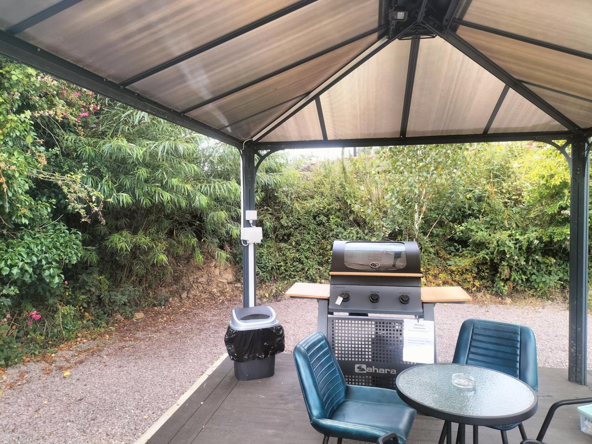 Gateway Glamping Otel Farranfore Dış mekan fotoğraf